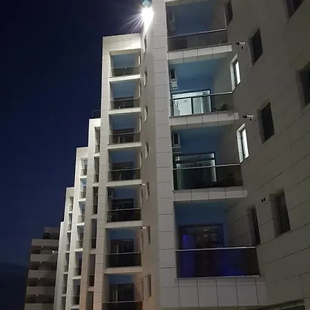 Orchid Lounge Studio Apartment Mamaia